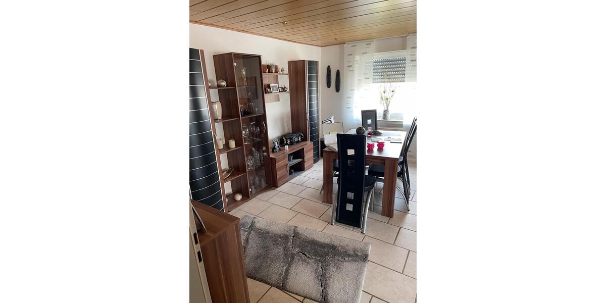 Etagenwohnung Mönchengladbach Ost - 1 Zimmer, 45 m&sup2;, 550&euro; | Angebot:26025008