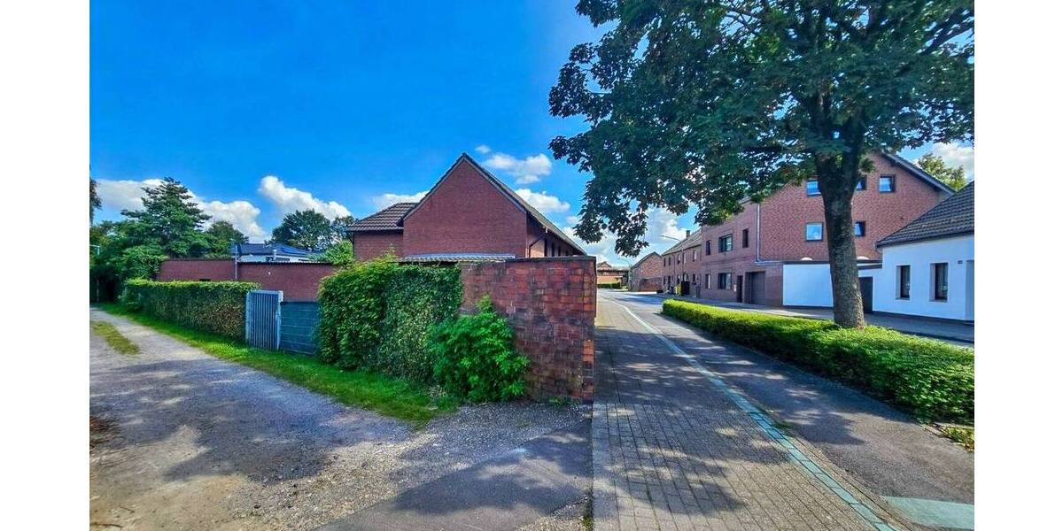 Einfamilienhaus Viersen Rahser - 8 Zimmer, 240 m&sup2;, 250.000&euro; | Angebot:26644037