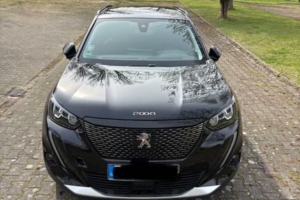Peugeot 2008 45.009 km 16.600 &euro; Krefeld 47807