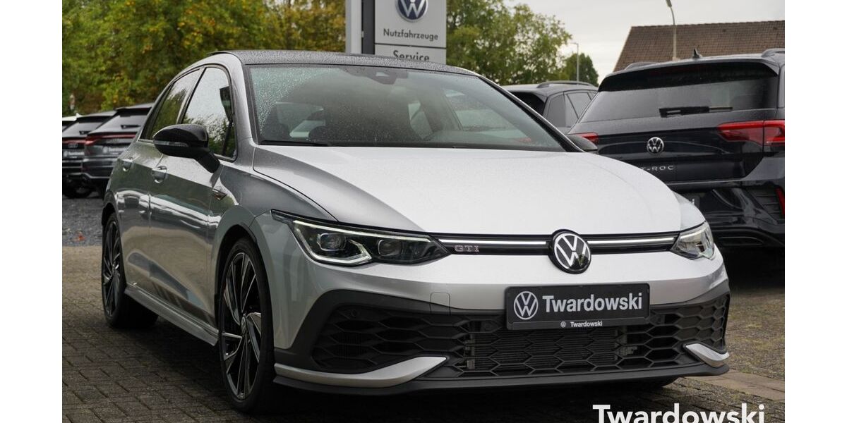 VW Golf 9.593 km 34.990 &euro; Wegberg 41844