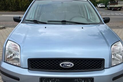 Ford Fusion 110.907 km 2.450 &euro; Jüchen 41363