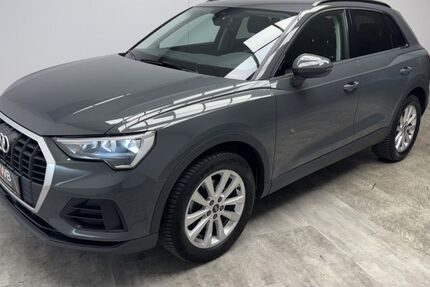 Audi Q3 52.280 km 27.500 &euro; Moenchengladbach 41063