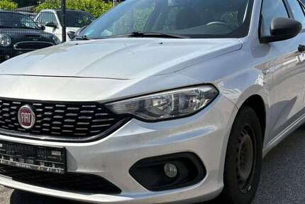 Fiat Tipo 130.000 km 2.668 &euro; Mönchengladbach 41063