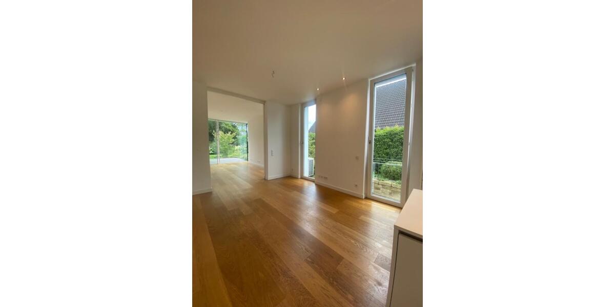 Doppelhaushälfte Düsseldorf Niederkassel - 6 Zimmer, 220 m&sup2;, 5.900&euro; | Angebot:25362583