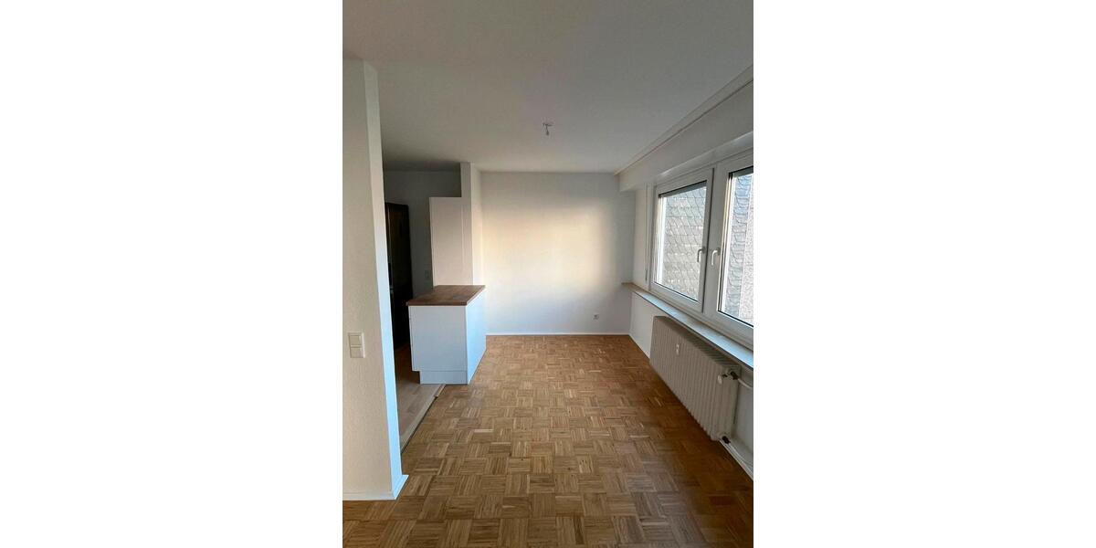 Etagenwohnung Düsseldorf Stadtmitte - 2.5 Zimmer, 65 m&sup2;, 820&euro; | Angebot:26680686