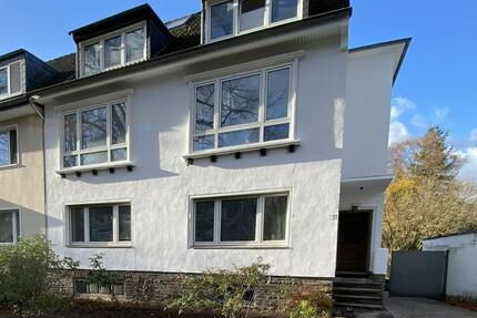 Haus Düsseldorf Stadtbezirk 6 - 10 Zimmer, 275 m&sup2;, 4.650&euro; | Angebot:25945129