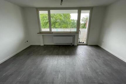 Wohnung Krefeld Benrad - 2 Zimmer, 60 m&sup2;, 900&euro; | Angebot:26624775
