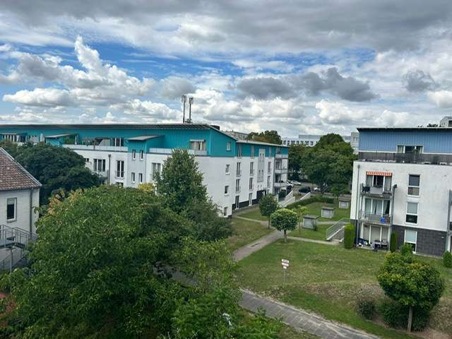 Etagenwohnung Düsseldorf Stadtbezirk 3 - 2 Zimmer, 67 m&sup2;, 1.000&euro; | Angebot:25156638