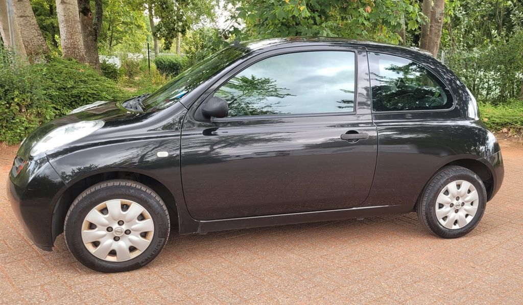 Nissan Micra 215.000 km 850 &euro; Neuss 41472