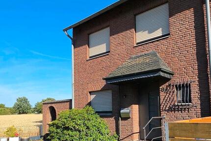 Haus Duisburg Hochheide - 5 Zimmer, 140 m&sup2;, 450.000&euro; | Angebot:27070762