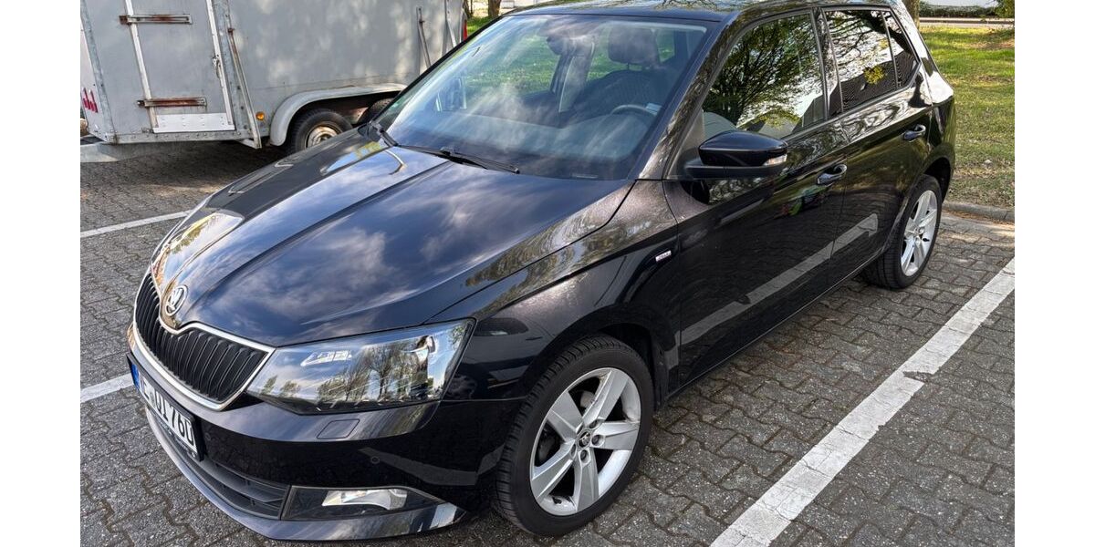Skoda Fabia 52.000 km 8.900 &euro; Kaarst Büttgen 41564