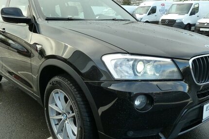 BMW X3 2.0 D x drive Autom. Pano Leder Lachschäden 313.000 km 8.700 &euro; Ratingen 40885