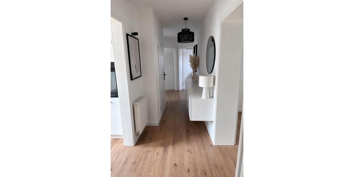 Dachgeschoßwohnung Moers Rheinkamp - 3 Zimmer, 71 m&sup2;, 867&euro; | Angebot:26627135