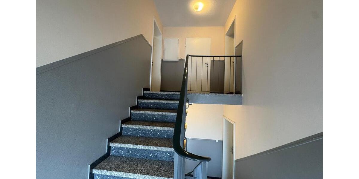 Dachgeschoßwohnung Duisburg Essenberg - 3 Zimmer, 68 m&sup2;, 760&euro; | Angebot:25857292