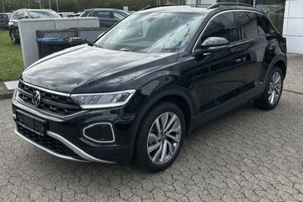 VW T-Roc 7.668 km 25.990 &euro; Düsseldorf 40472