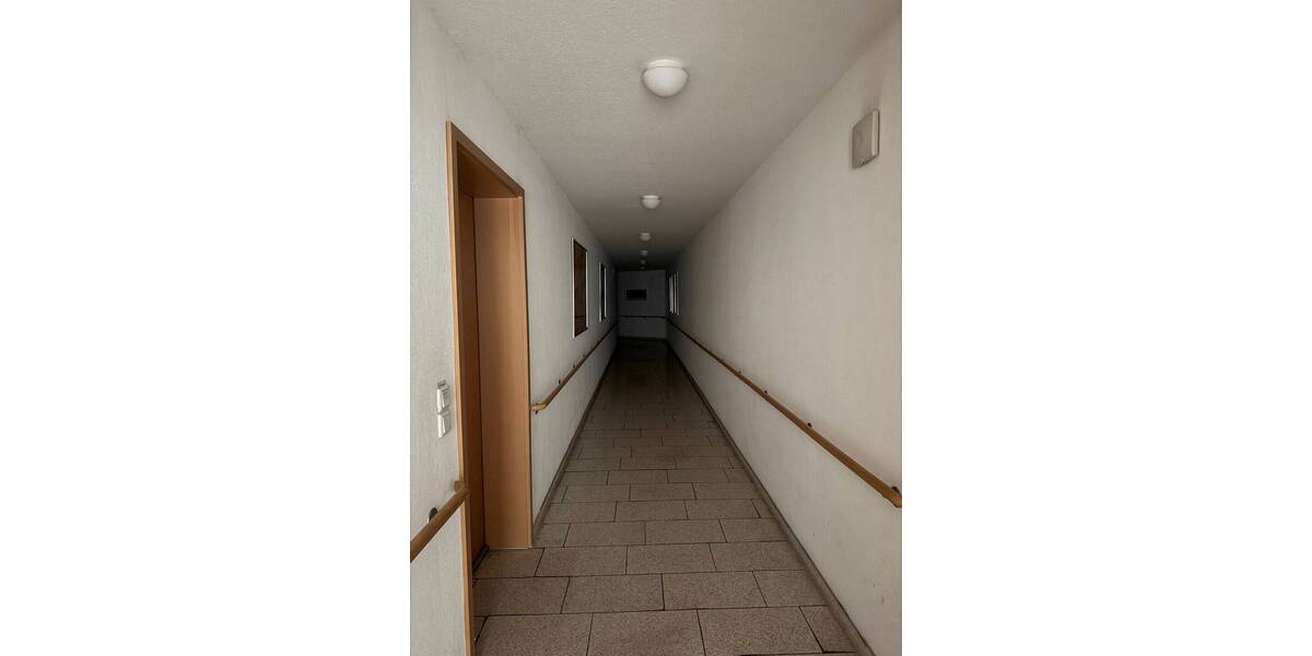 Etagenwohnung Duisburg Neudorf-Süd - 2 Zimmer, 72 m&sup2;, 730&euro; | Angebot:26834217