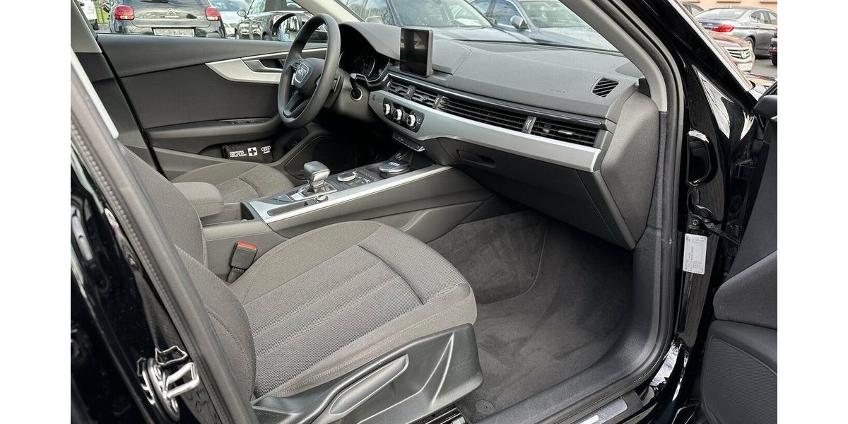 Audi A4 2,0 TDI / Automatik / Navi MMI / LED / AHK 135.000 km 17.990 &euro; Mönchengladbach 41066