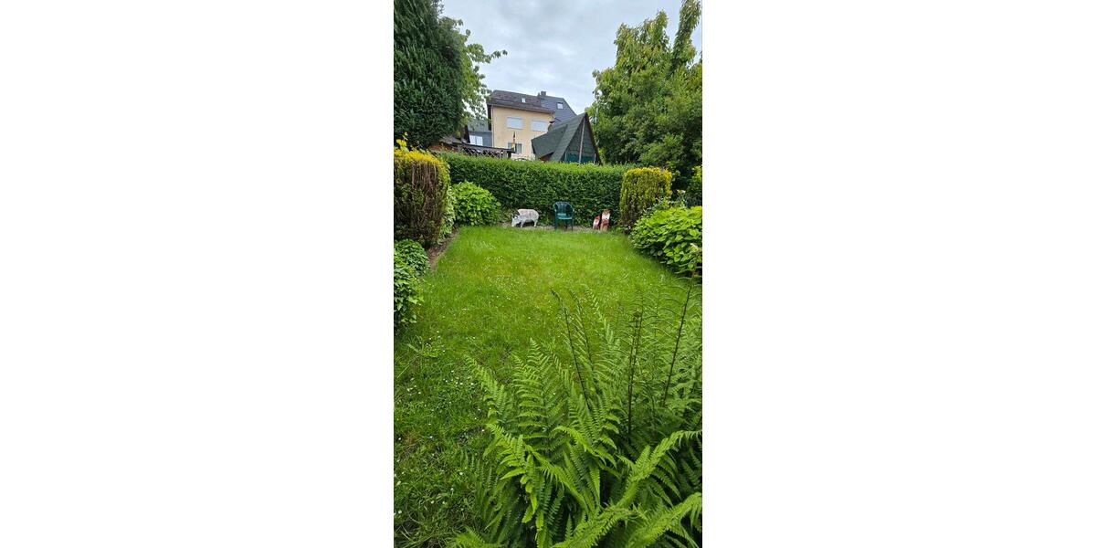 Reihenhaus Krefeld Benrad - 4 Zimmer, 125 m&sup2;, 1.500&euro; | Angebot:26623925