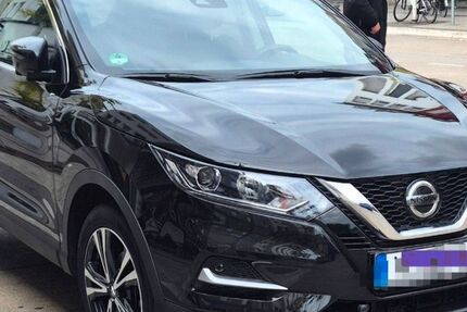 Nissan Qashqai 14.400 km 17.850 &euro; Mönchengladbach 41065