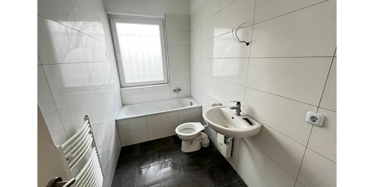 Etagenwohnung Krefeld Cracau - 2 Zimmer, 50 m&sup2;, 450&euro; | Angebot:25887342