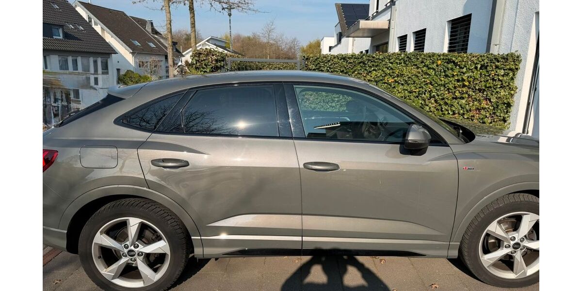 Audi Q3 65.000 km 30.500 &euro; Mönchengladbach 41068