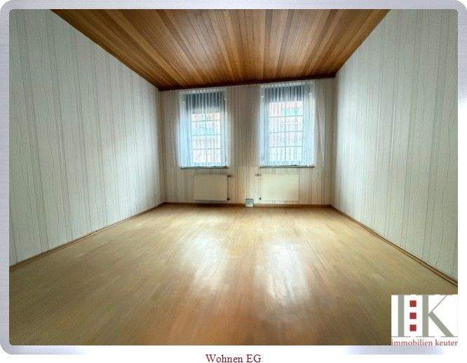 Reihenmittelhaus Neuss Furth-Süd - 7 Zimmer, 158 m&sup2;, 380.000&euro; | Angebot:25748699