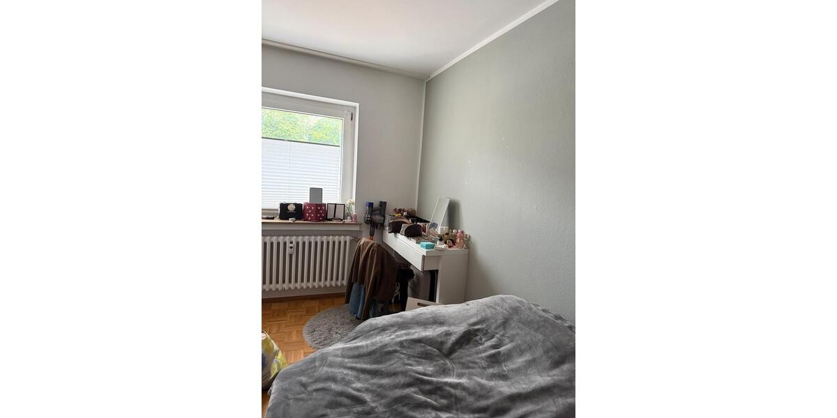 Etagenwohnung Düsseldorf Niederkassel - 2 Zimmer, 48 m&sup2;, 660&euro; | Angebot:26652931