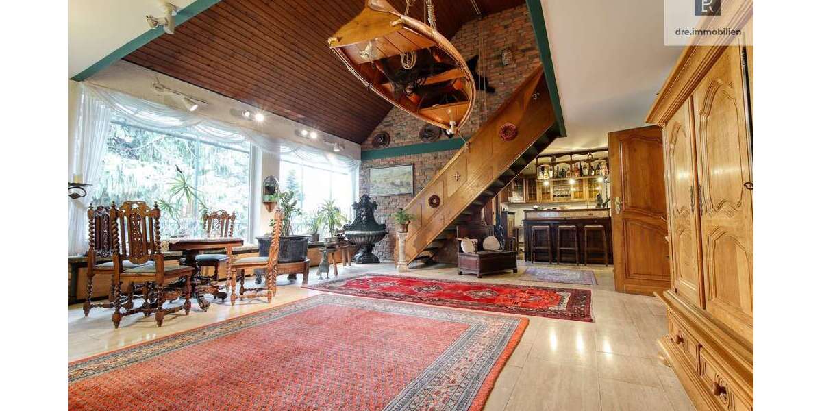 Einfamilienhaus Düsseldorf Stadtbezirk 8 - 10 Zimmer, 600 m&sup2;, 1.280.000&euro; | Angebot:24450861