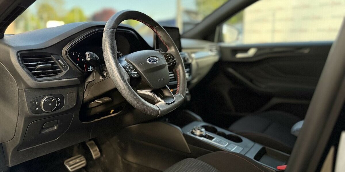 Ford Focus ST-Line / Keyless / Kamera / Carplay 68.000 km 16.990 &euro; Mönchengladbach 41066