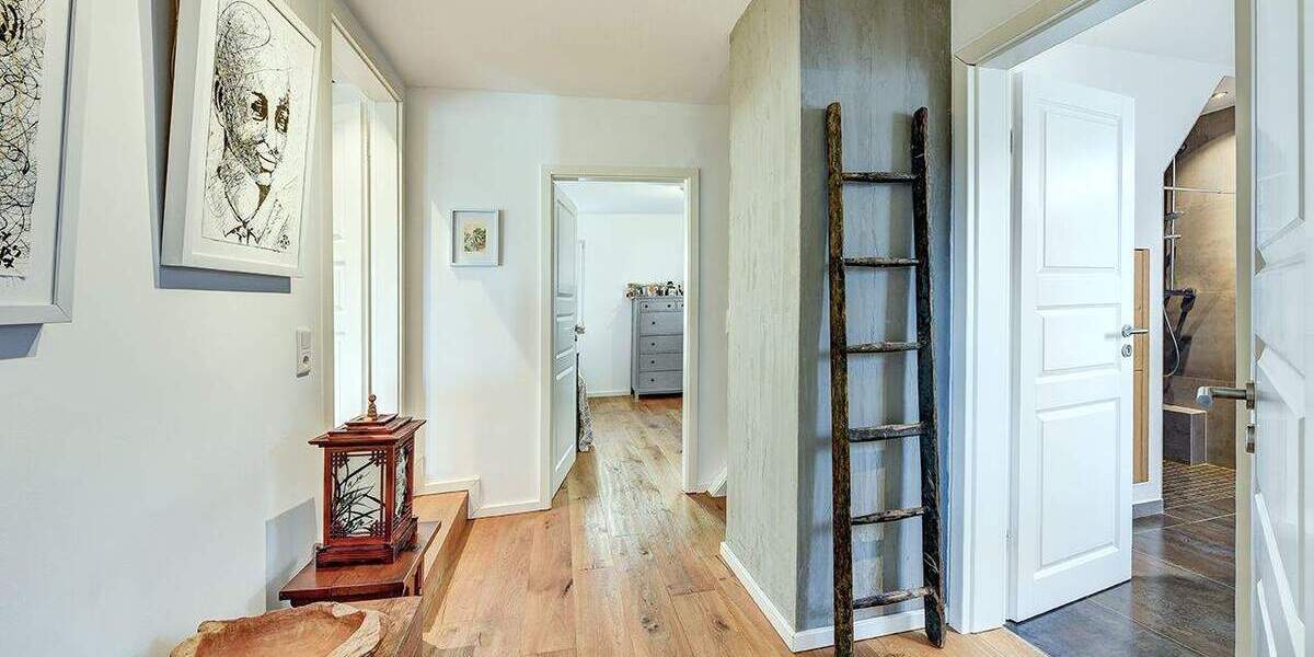 Mehrfamilienhaus, Wohnhaus Mettmann - 9 Zimmer, 307 m&sup2;, 3.700&euro; | Angebot:25733775