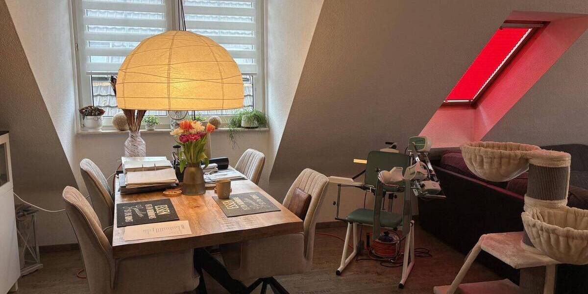 Etagenwohnung Moers Kapellen-Mitte - 3 Zimmer, 110 m&sup2;, 289.000&euro; | Angebot:26092484