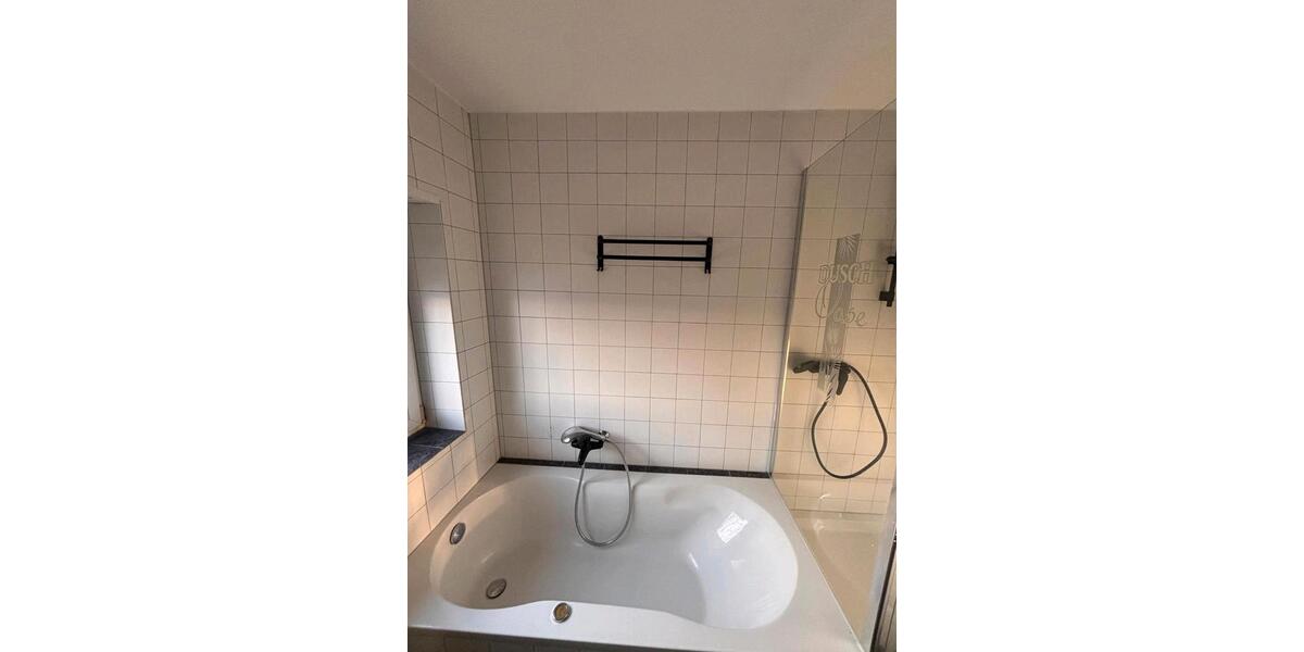 Dachgeschoßwohnung Nettetal - 2 Zimmer, 58 m&sup2;, 140.000&euro; | Angebot:26455465