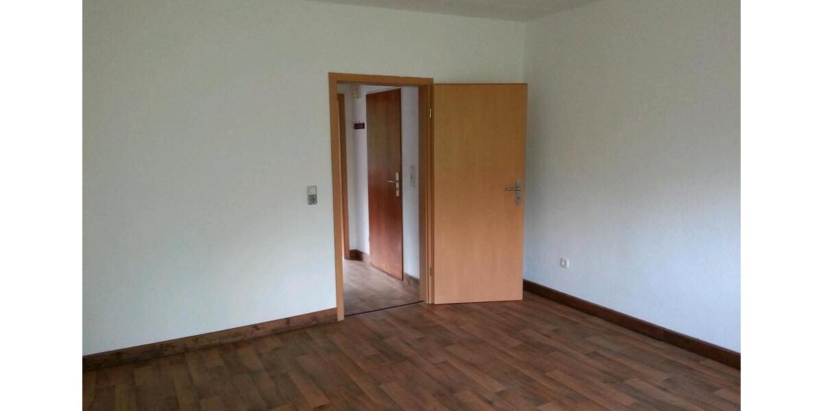 Etagenwohnung Duisburg Huckingen - 1 Zimmer, 33 m&sup2;, 530&euro; | Angebot:25258826