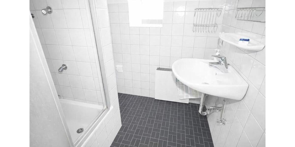 Mehrfamilienhaus, Wohnhaus Viersen Boisheim - 8 Zimmer, 190 m&sup2;, 2.200&euro; | Angebot:26520996