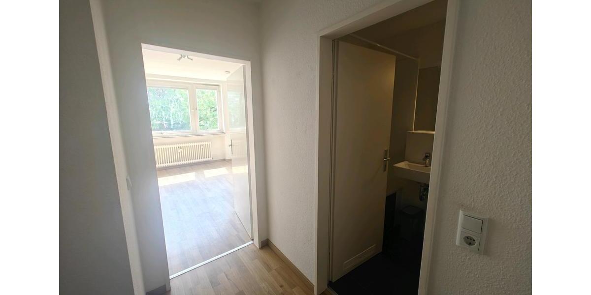 Etagenwohnung Düsseldorf Stadtbezirk 3 - 1 Zimmer, 30 m&sup2;, 550&euro; | Angebot:24749086