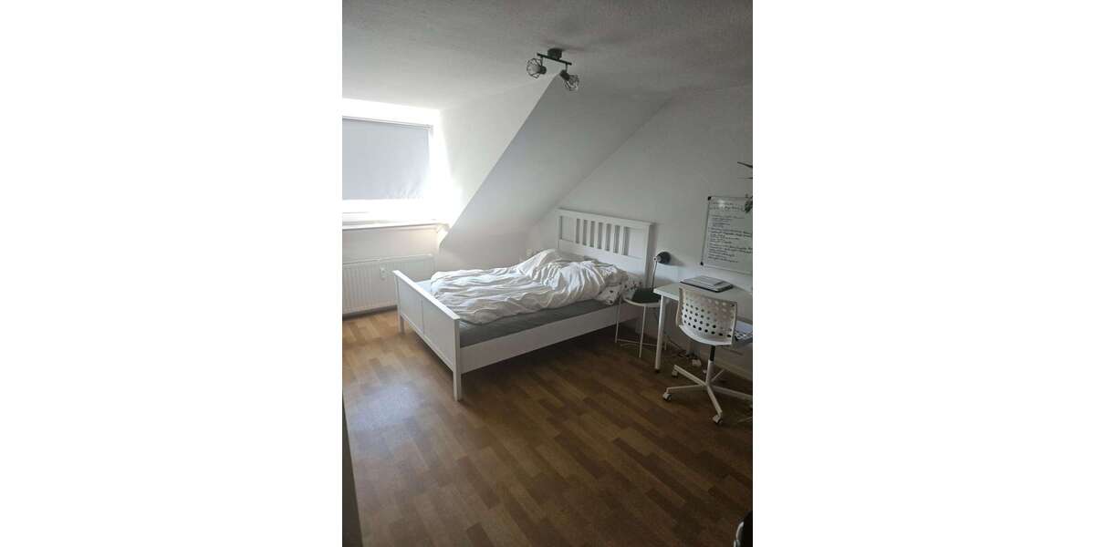 Etagenwohnung Duisburg - 3 Zimmer, 81 m&sup2;, 550&euro; | Angebot:22718273