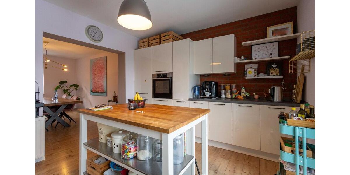 Etagenwohnung Jüchen - 4 Zimmer, 116 m&sup2;, 1.500&euro; | Angebot:24487686