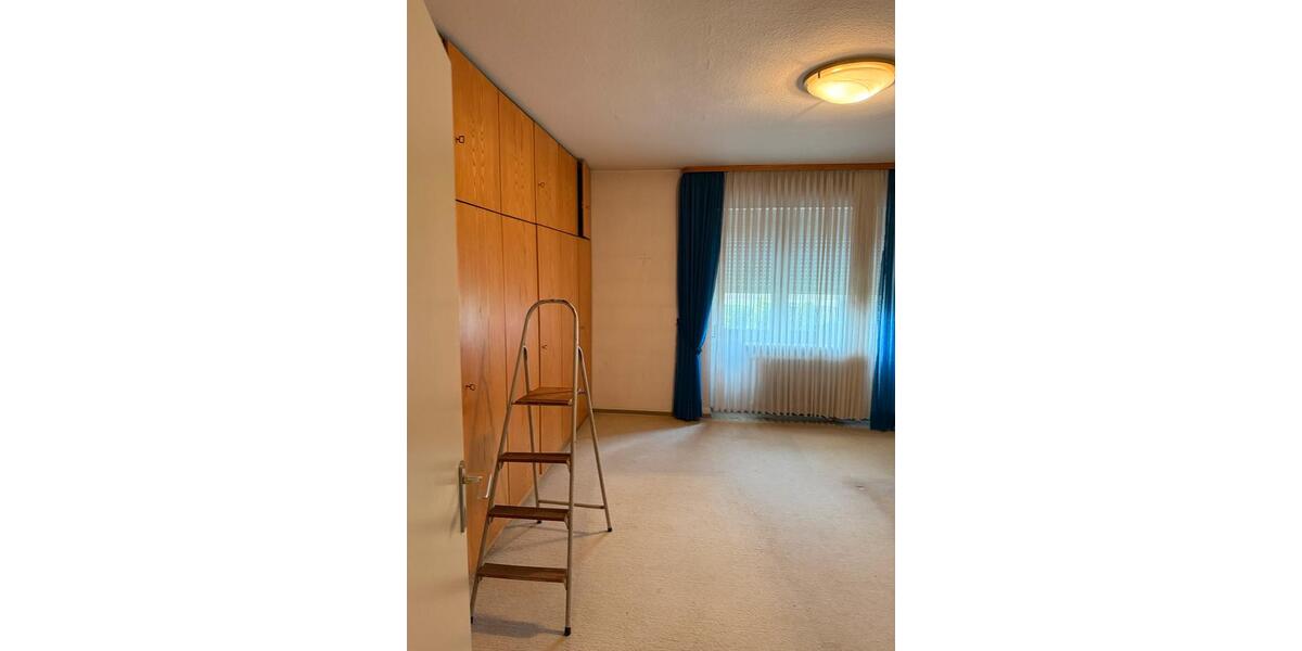 Reihenhaus Willich - 7 Zimmer, 130 m&sup2;, 350.000&euro; | Angebot:26037803