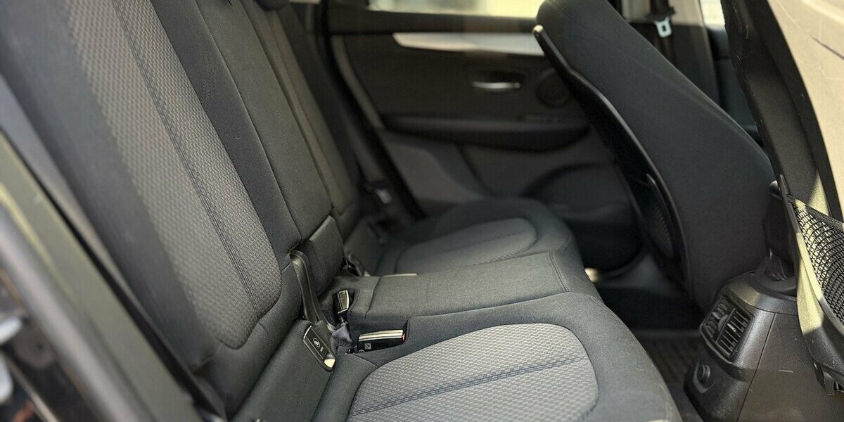 BMW 218 Active Tourer i / Advantage / PANO / Keyless 70.000 km 16.390 &euro; Mönchengladbach 41066