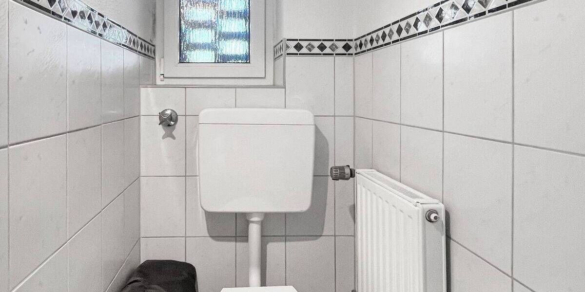 Mehrfamilienhaus, Wohnhaus Neuss Selikum - 7 Zimmer, 211 m&sup2;, 650.000&euro; | Angebot:25938942