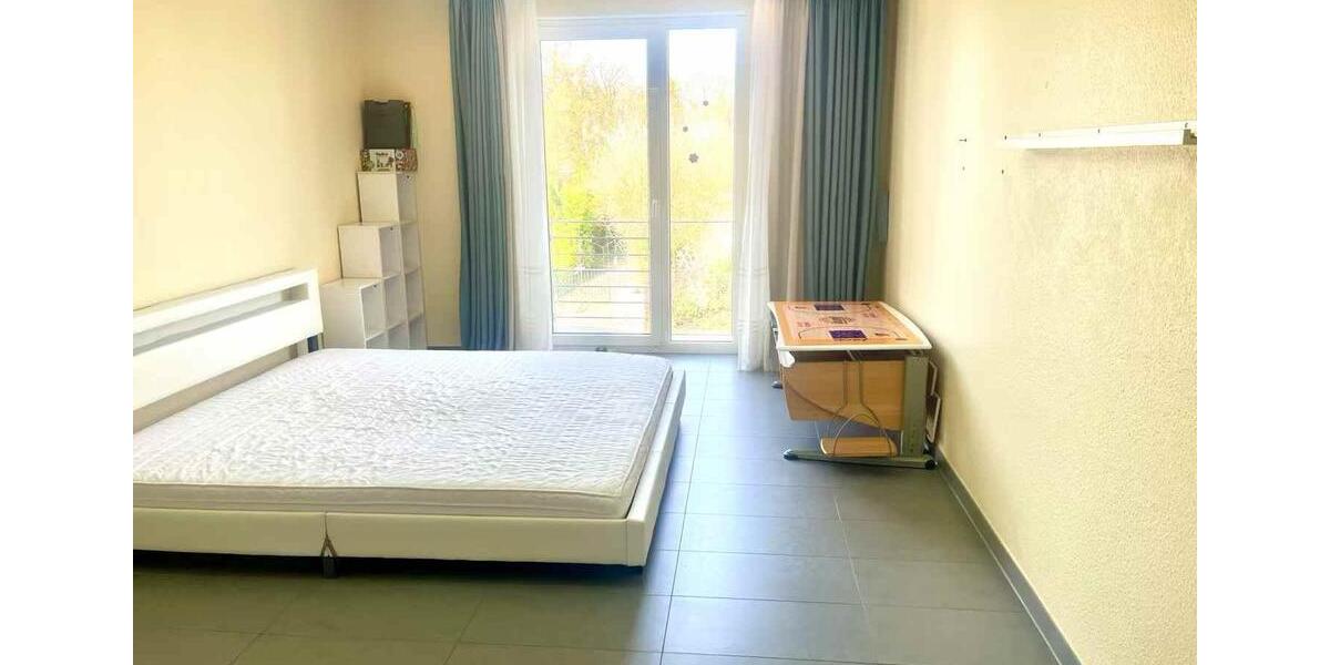Reihenhaus Krefeld Gellep-Stratum - 4 Zimmer, 176 m&sup2;, 2.300&euro; | Angebot:25998363