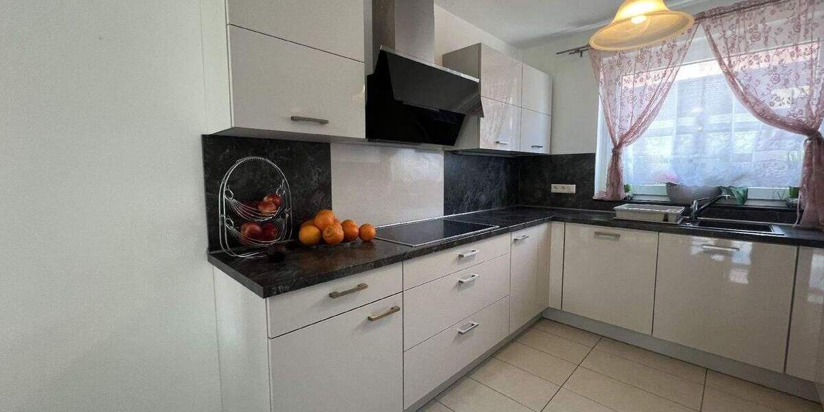 Doppelhaushälfte Mönchengladbach-Wickrath Wickrath - 5 Zimmer, 135 m&sup2;, 499.000&euro; | Angebot:25703882