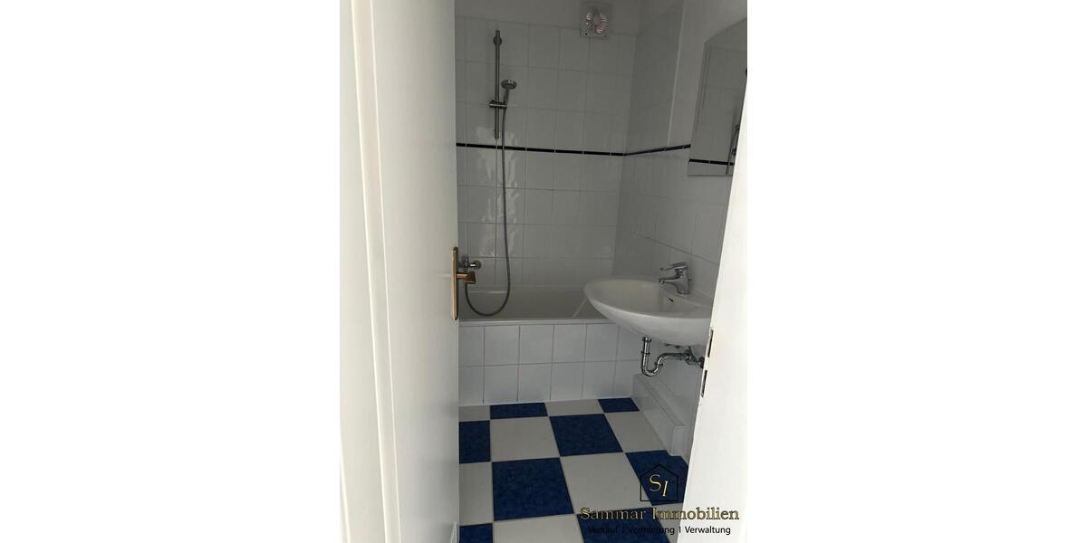 Erdgeschoßwohnung Duisburg Hochheide - 3 Zimmer, 70 m&sup2;, 840&euro; | Angebot:25978171
