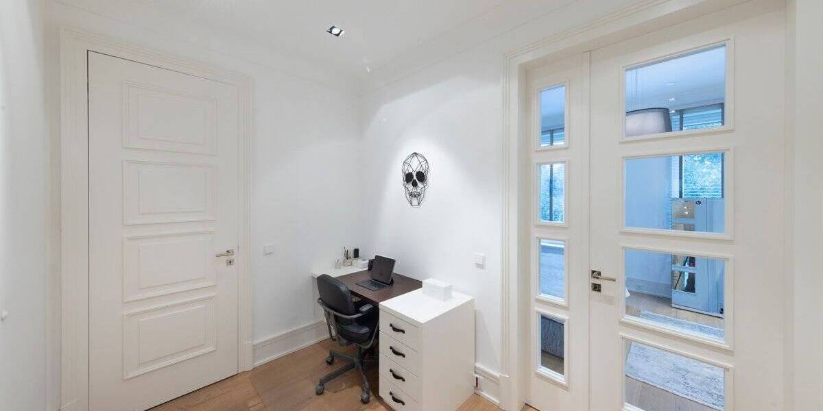 Etagenwohnung Düsseldorf / Stockum Stockum - 3 Zimmer, 157 m&sup2;, 1.490.000&euro; | Angebot:25748176