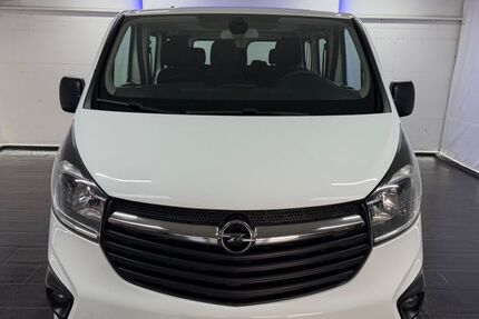 Opel Vivaro 128.622 km 15.499 &euro; Ratingen bei Düsseldorf 40878