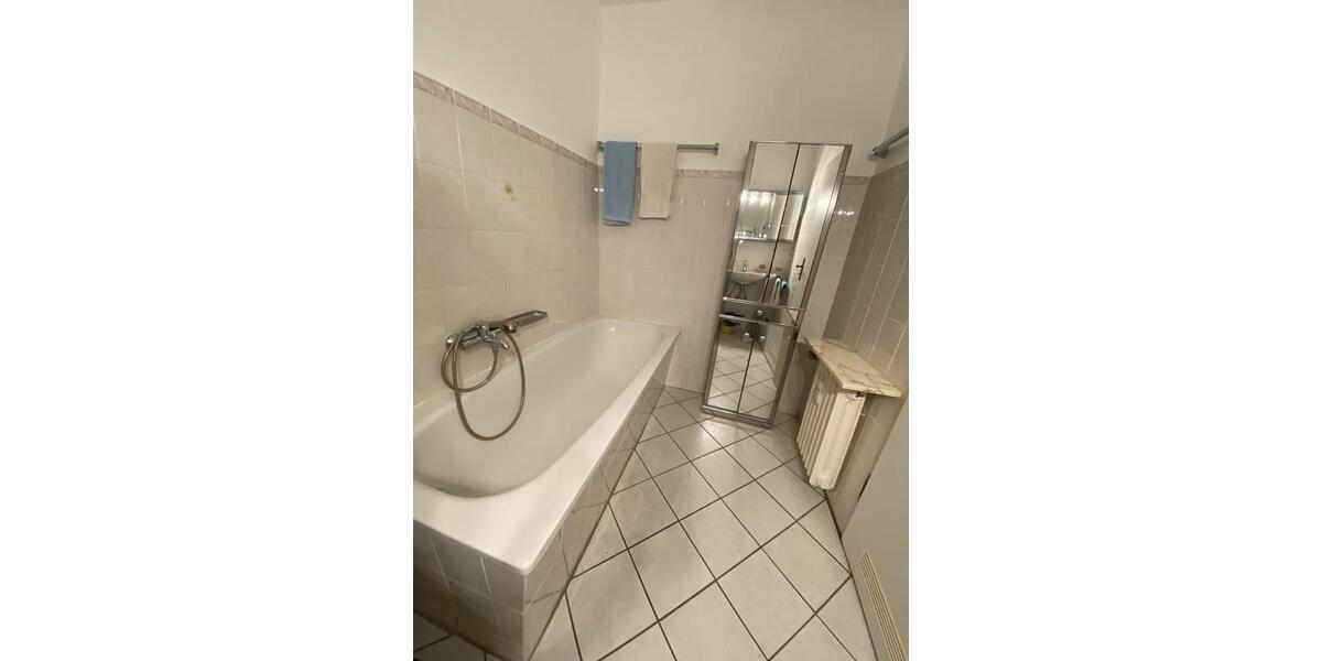 Erdgeschoßwohnung Düsseldorf Stadtbezirk 8 - 3 Zimmer, 87 m&sup2;, 340.000&euro; | Angebot:25150976