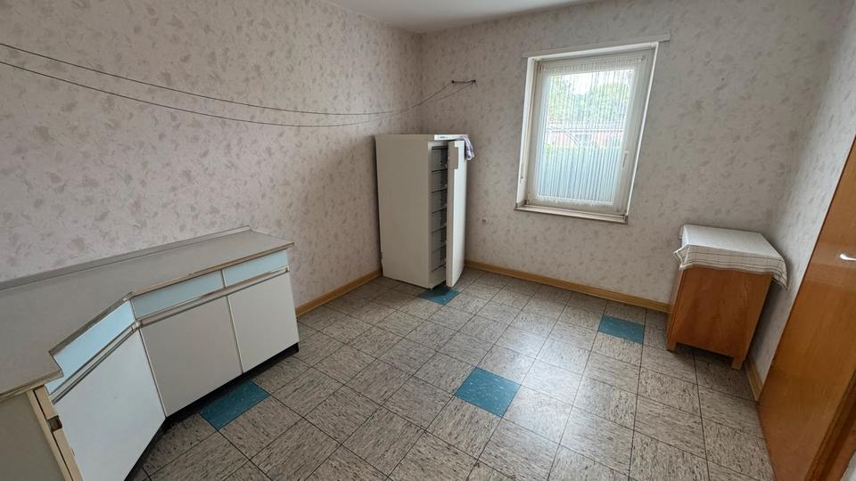 Einfamilienhaus Niederkrüchten - 7 Zimmer, 164 m&sup2;, 320.000&euro; | Angebot:27080107
