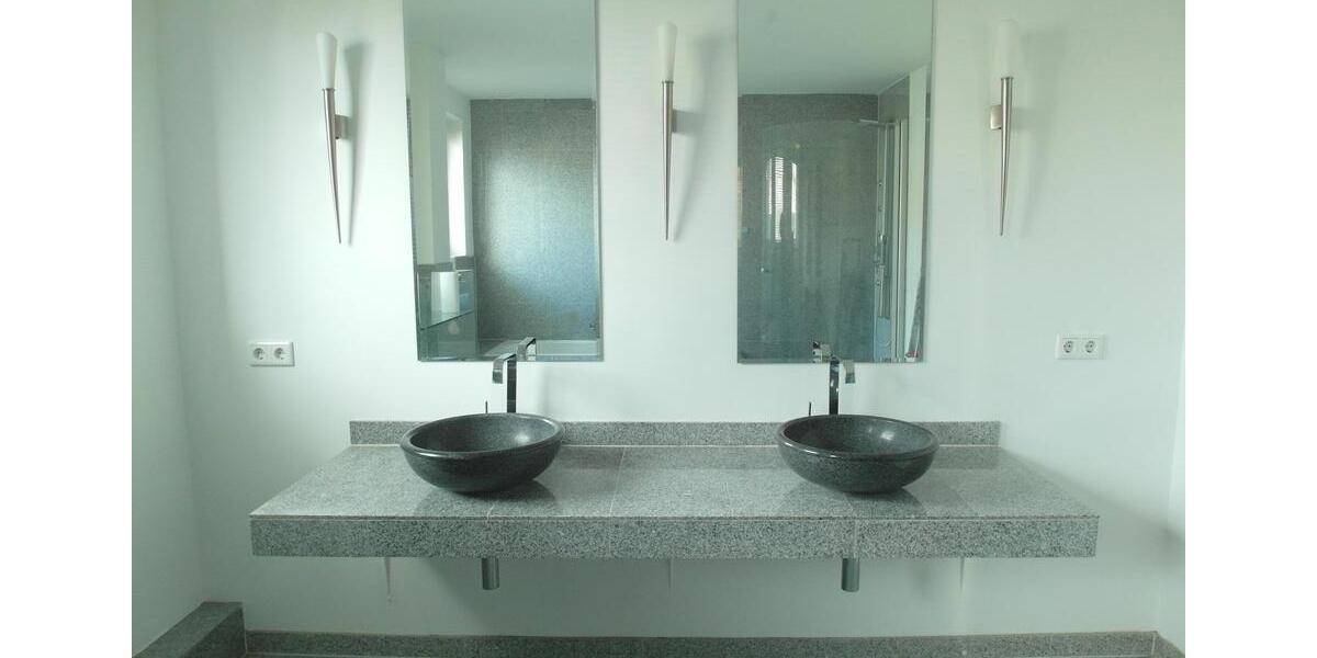 Etagenwohnung Meerbusch Necklenbroich - 5 Zimmer, 174 m&sup2;, 2.500&euro; | Angebot:25884384