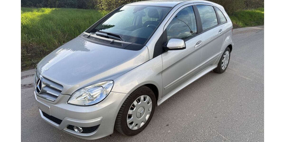 Mercedes-Benz B 180 177.000 km 2.900 &euro; Mönchengladbach 41199