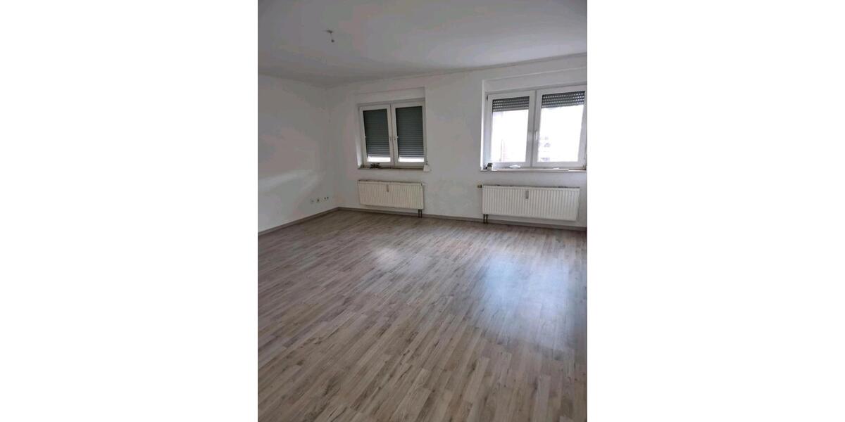 Etagenwohnung Mönchengladbach Süd - 3 Zimmer, 83 m&sup2;, 1.400&euro; | Angebot:25660321